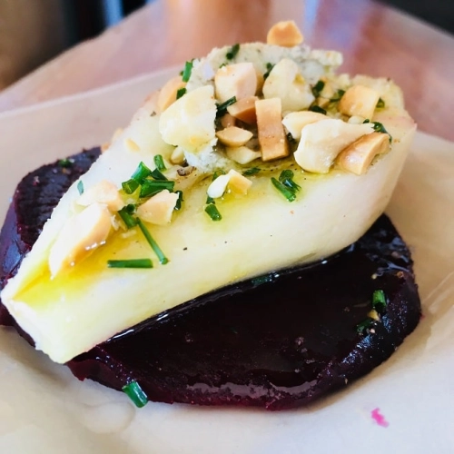 Panier recette - Poire farcie sur steak de betterave (4 pers.)