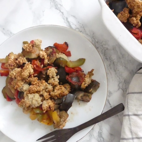 Crumble healthy aux légumes du soleil