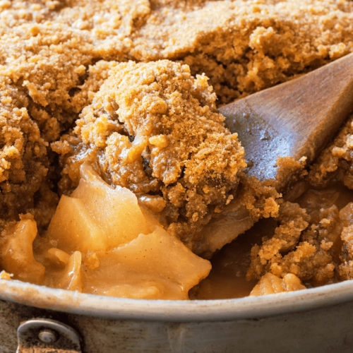 Crumble aux pommes fondant et croustillant