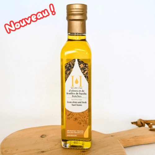 Spécialité à base d'olives et basilic fraîches