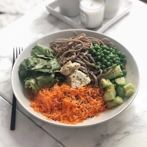 Buddha bowl aux nouilles soba