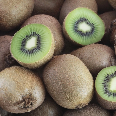 4 kiwis