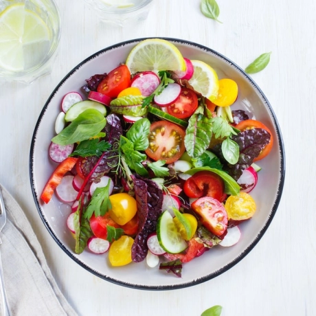 Salades composées d'été : idées fraîches et savoureuses