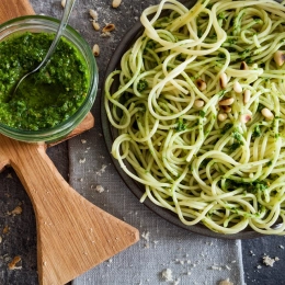Spaghettis au pesto de mâche