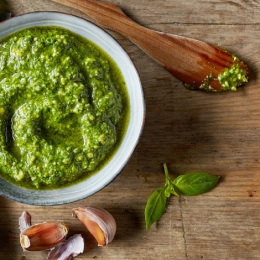 Pesto au poivron vert et épinards