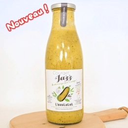 Soupe de courgettes, lait de coco, huile de sésame, piment