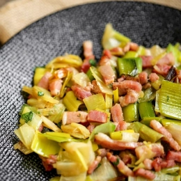 Fondue de poireaux aux lardons