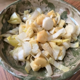 Salade d'endives, beaufort et pommes