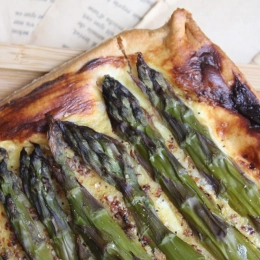 Tarte fine aux asperges