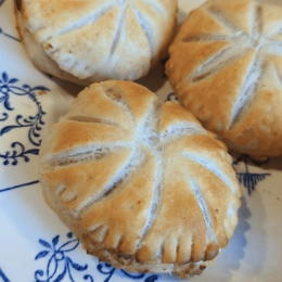 Mini galettes des rois à la noisette