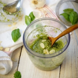 Pesto de basilic aux amandes