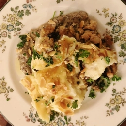 Parmentier de panais aux morilles et noisettes