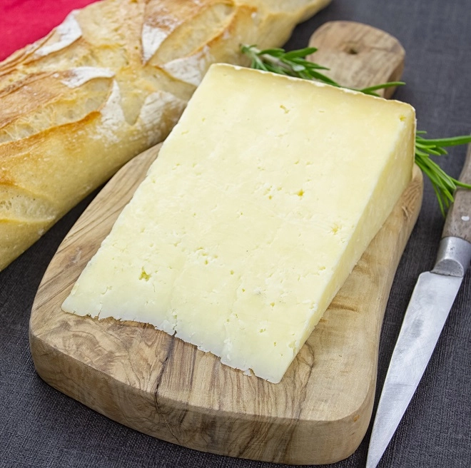 VIDÉO. Des fromages affinés dans un ancien tunnel ferroviaire en Corrèze