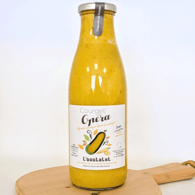 Soupe de courgettes, panais et amandes