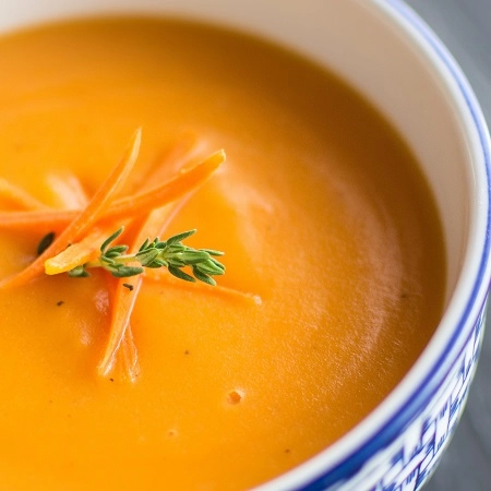 Crème de carottes au thym