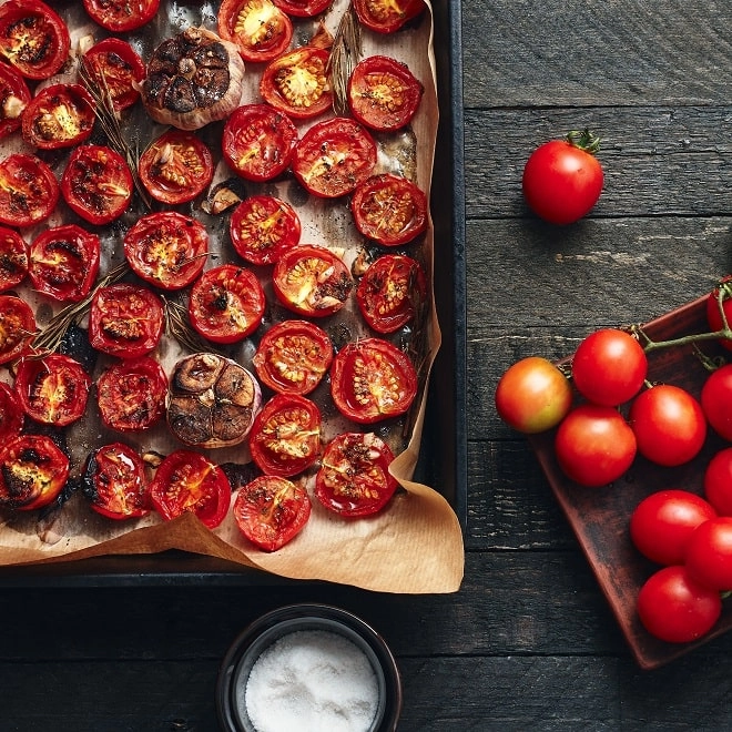 Tomates rôties au four