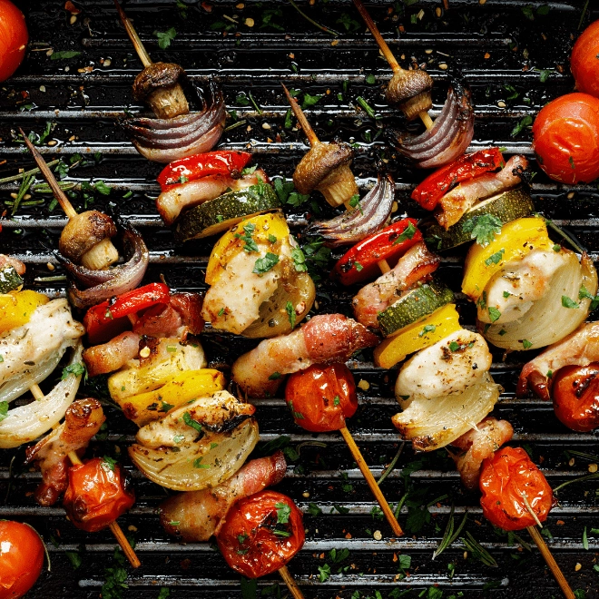 Barbecue : cuissons, recettes, et idées originales pour régaler tout le monde !