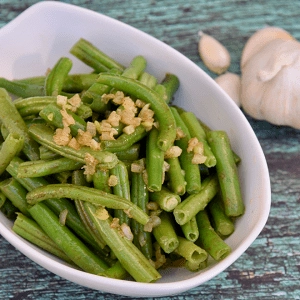 Haricots verts sautés ail et persil