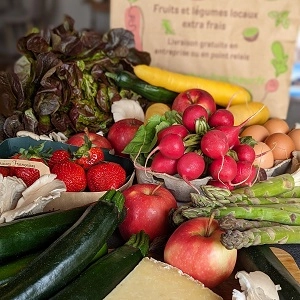Panier Maréchal Fraîcheur rempli de produits locaux et de saison : une bonne alternative aux marchés de producteurs