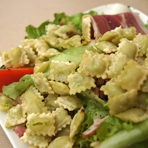 Salade drômoise aux ravioles