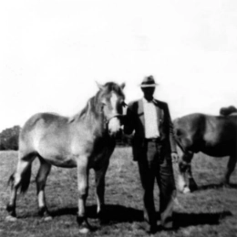 1886, les débuts avec le cheval